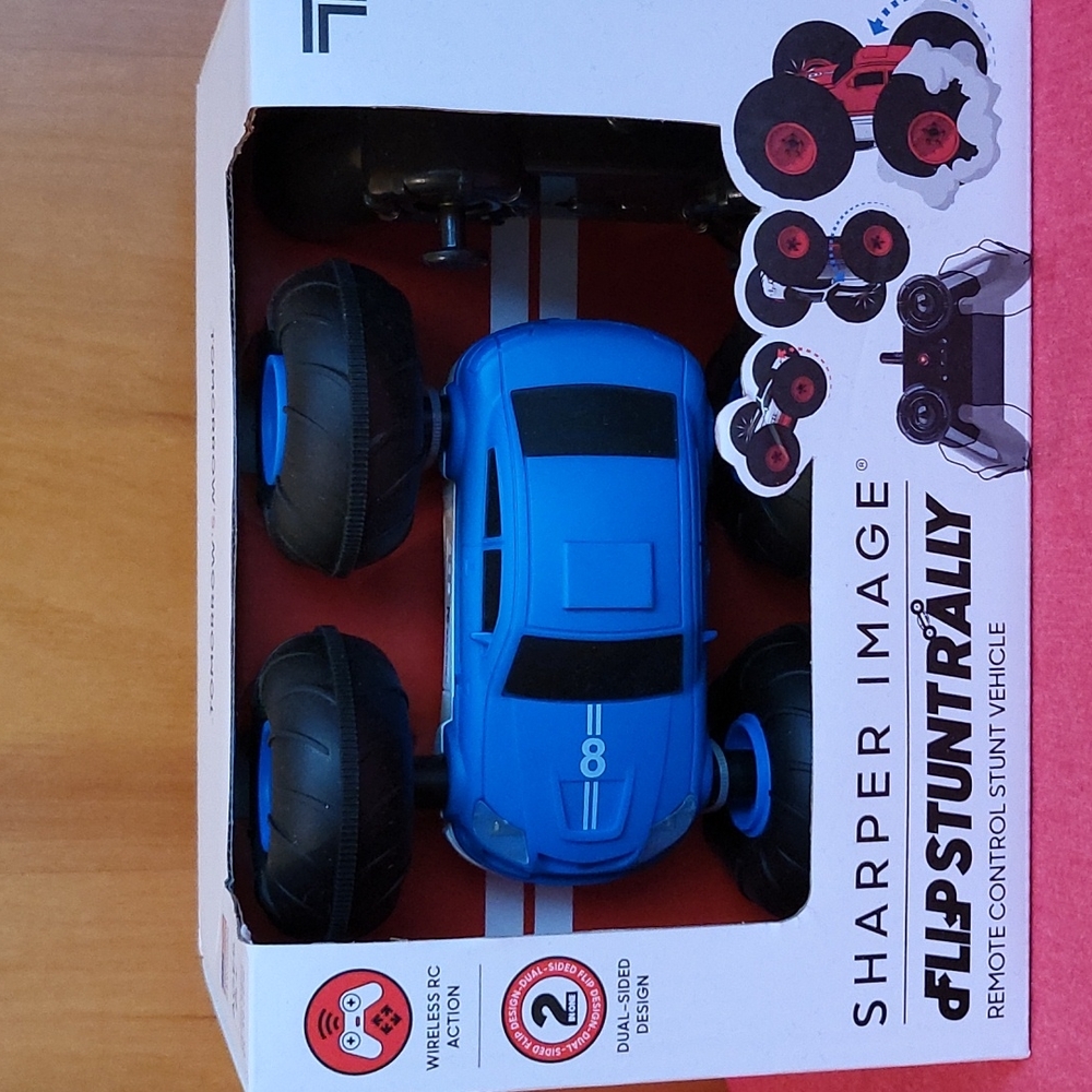 Sharper Image Flip Stunt Rally Remote Control Stunt Vehicle